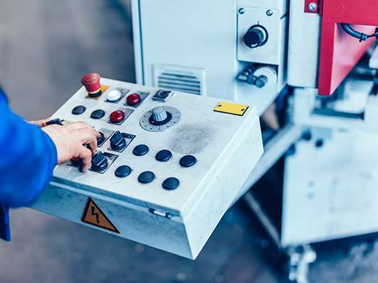 Bajo exitosa alianza, UpEnergy y Riello estrechan lazos comerciales para la comercialización de UPS